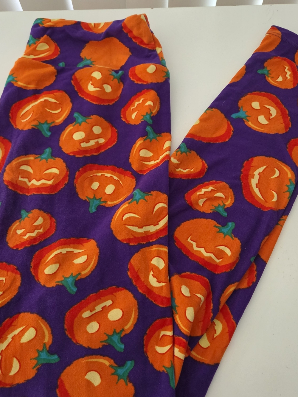 🆕️ LuLaRoe Rare Jack-O-Lantern OS Halloween Leggings